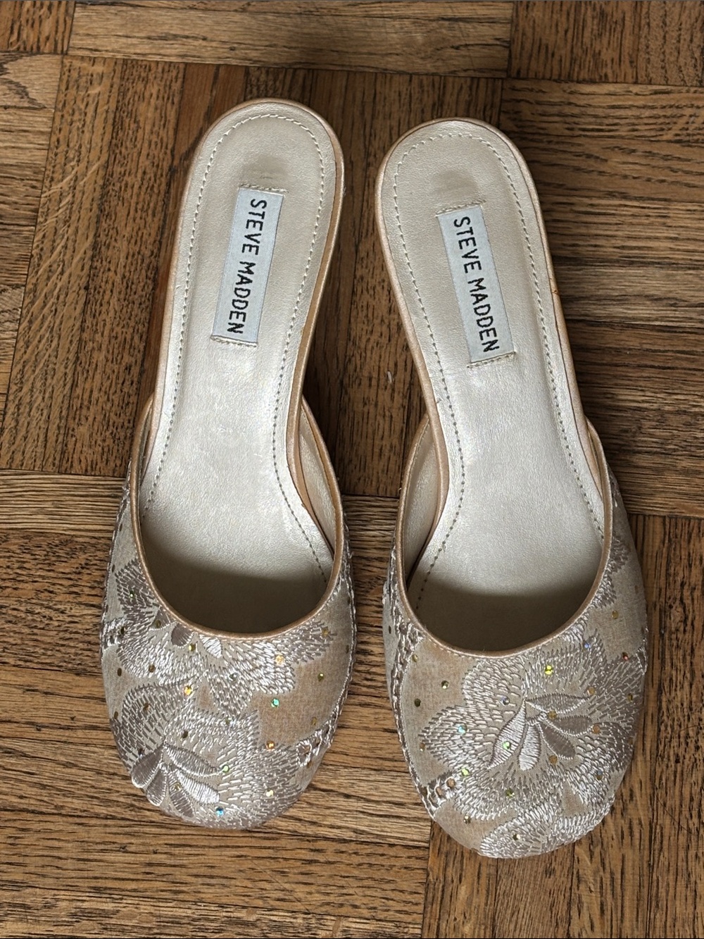 Steve Madden Cream Embroidered Slip-On Mules